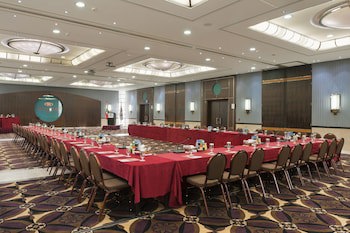 Crowne Plaza Hotel Beirut, An Ihg Hotel