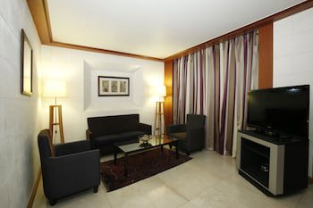 Crowne Plaza Hotel Beirut, An Ihg Hotel