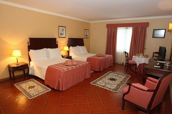Turim Club D Azeitao Hotel