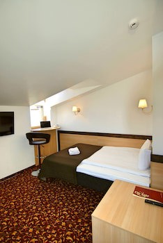 City Gate Hotel