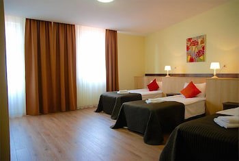 City Gate Hotel