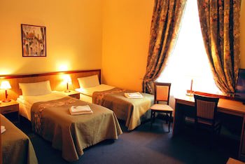 City Gate Hotel