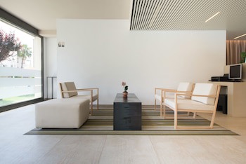 Atenea Park - Suites Apartments