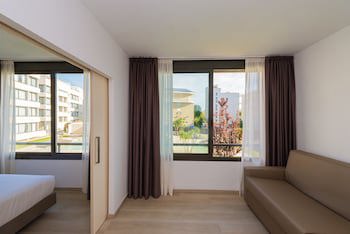 Atenea Park - Suites Apartments
