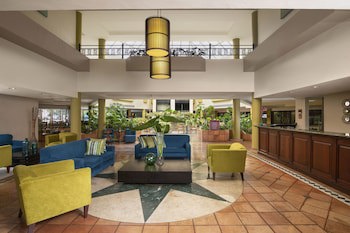 Hodelpa Garden Suites Golf & Convention Center