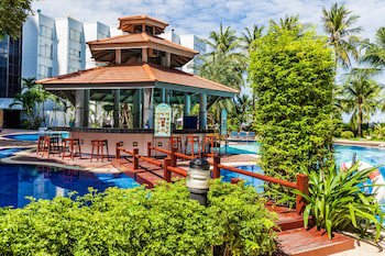 Cholchan Pattaya Beach Resort