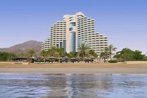 Le Meridien Al Aqah Beach Resort