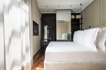 Claris Hotel & Spa Gl