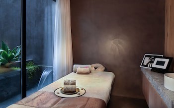 Claris Hotel & Spa Gl