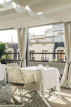 Claris Hotel & Spa Gl