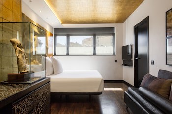 Claris Hotel & Spa Gl