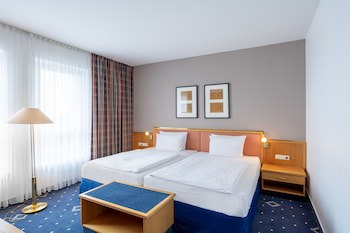 HI Hotel International Hamburg fotoğrafı