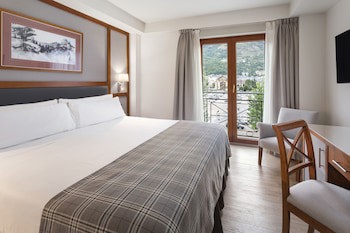 Tryp Vielha Baqueira(Formerly Sol Vielha)
