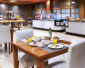 Tryp Vielha Baqueira(Formerly Sol Vielha)