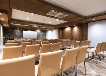 Tryp Vielha Baqueira(Formerly Sol Vielha)