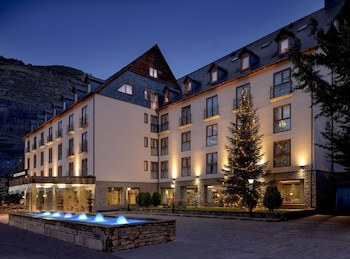 Tryp Vielha Baqueira(Formerly Sol Vielha)