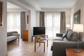 Tryp Vielha Baqueira(Formerly Sol Vielha)
