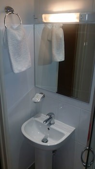 Arriva Hotel