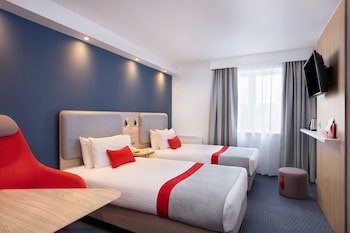 Holiday Inn Express Strathclyde Park M74 Jct 5