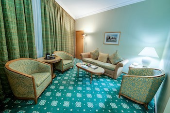 Grand Continental Hotel fotoğrafı