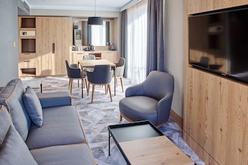 Crowne Plaza Hotel Marlow, An Ihg Hotel