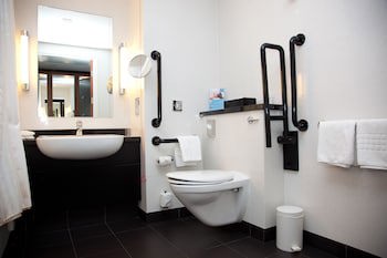 Crowne Plaza Hotel Marlow, An Ihg Hotel