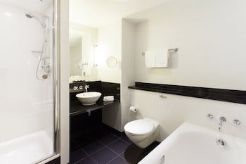 Crowne Plaza Hotel Marlow, An Ihg Hotel