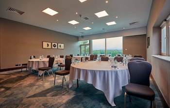 Crowne Plaza Hotel Marlow, An Ihg Hotel