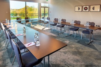 Crowne Plaza Hotel Marlow, An Ihg Hotel