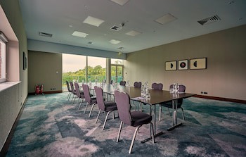 Crowne Plaza Hotel Marlow, An Ihg Hotel