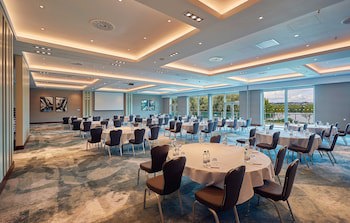Crowne Plaza Hotel Marlow, An Ihg Hotel