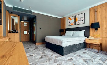 Crowne Plaza Hotel Marlow, An Ihg Hotel