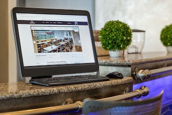 Amedia Express Prag, Trademark Collection By Wyndham