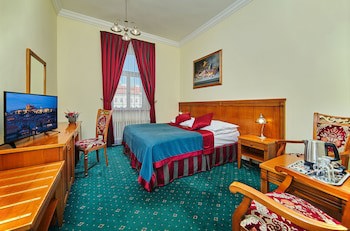 Green Garden Hotel