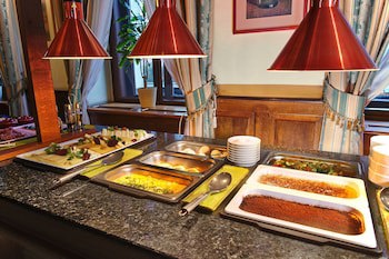 Green Garden Hotel
