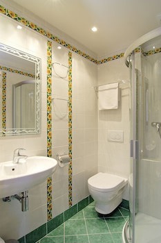 Green Garden Hotel