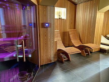Green Garden Hotel