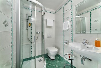 Green Garden Hotel