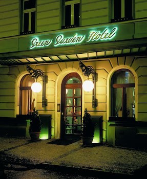 Green Garden Hotel