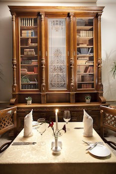 Green Garden Hotel