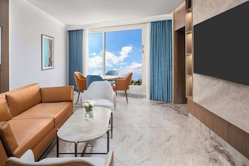 Hilton Alexandria Green Plaza