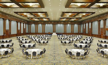 Hilton Alexandria Green Plaza