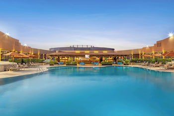 Hilton Alexandria Green Plaza