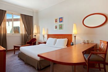 Hilton Alexandria Green Plaza