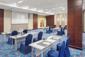 Hilton Alexandria Green Plaza