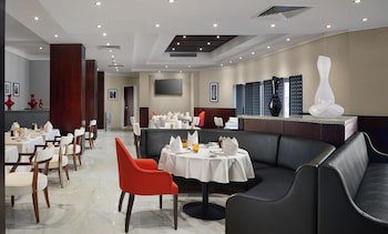 Hilton Alexandria Green Plaza