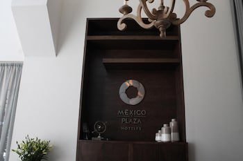 Hotel Suites Mexico Plaza Campestre