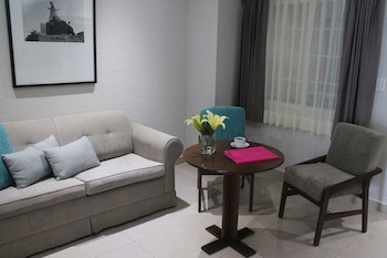 Hotel Suites Mexico Plaza Campestre