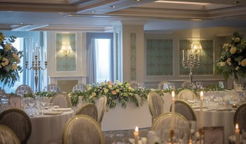 Bracken Court Hotel
