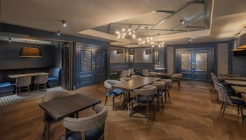 Bracken Court Hotel